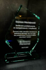 Szklana statuetka Klejnot + etui - obrazek 3