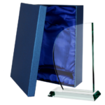 Statuetka szklana z etui G035