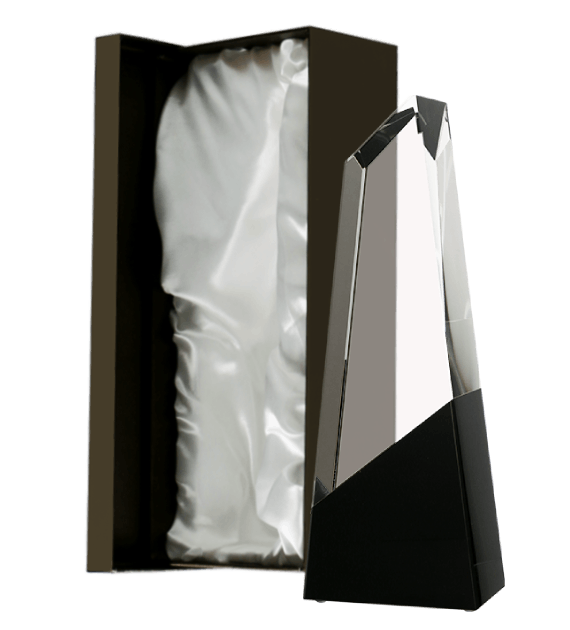 Trofeum-szklane-z-etui-C078.png Trofeum szklane z etui C078 - obrazek 1