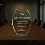 Statuetka szklana z etui G043