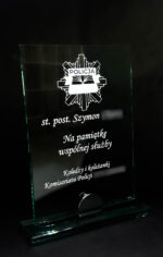 Szklana statuetka KW z grawerem - obrazek 2